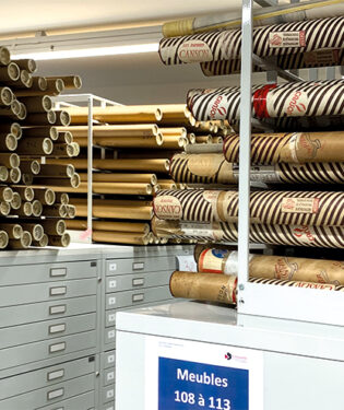 Archives départementales de Gironde - Traitement documentaire - plans et meubles à plans