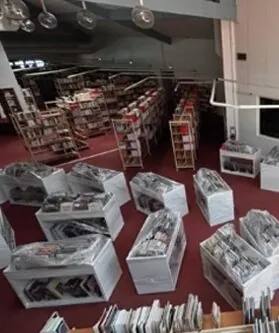 reportage bibliothèque Quintaou : conditionnement des BD