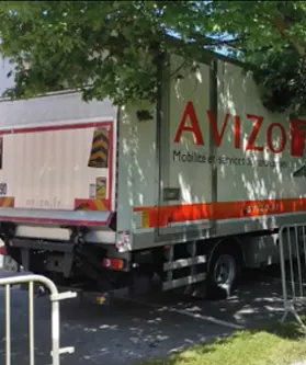 reportage bibliothèque Quintaou : camion Avizo