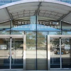 Médiathèque Michel Crépeau à La Rochelle - Photo Film Francenet